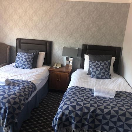 Raleghs Cross Inn Clatworthy Екстериор снимка