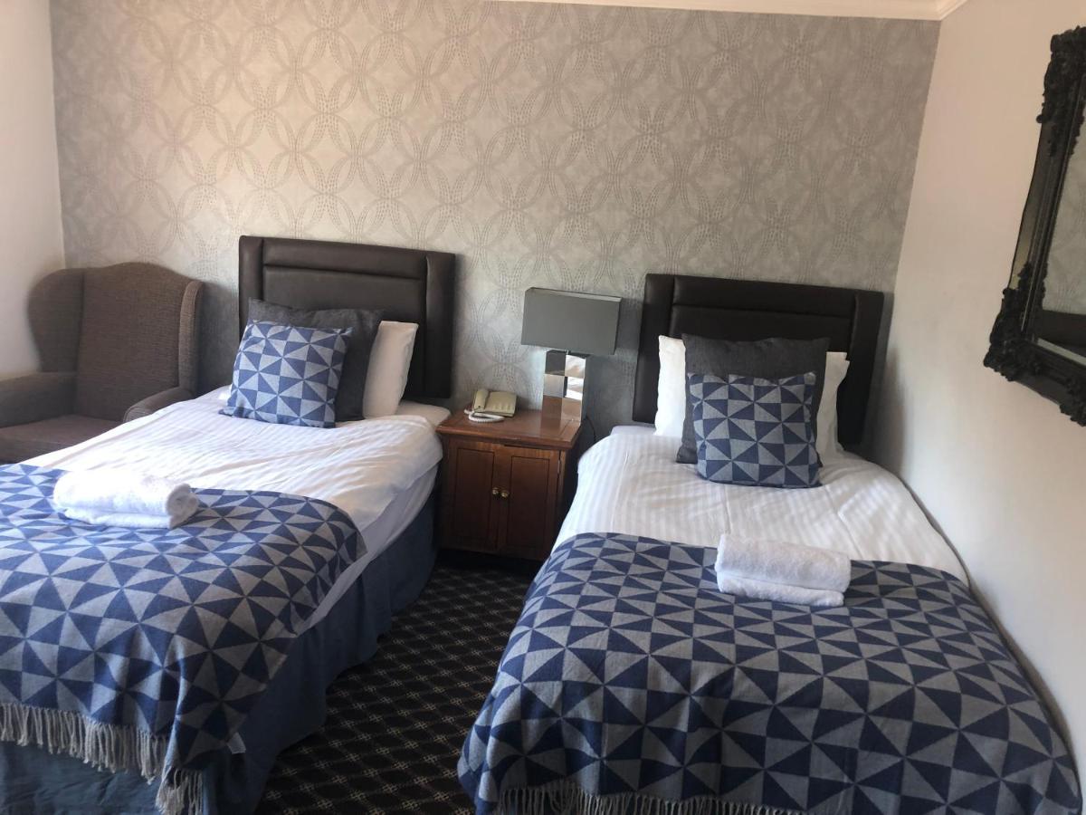 Raleghs Cross Inn Clatworthy Екстериор снимка